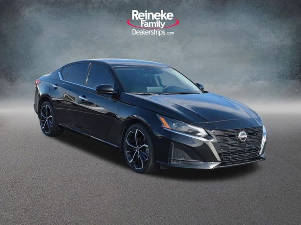 Used 2023 Nissan Altima 2.5 SL Sedan