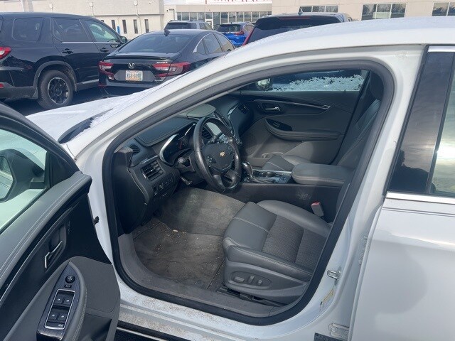 2016 Chevrolet Impala 1LT photo 3