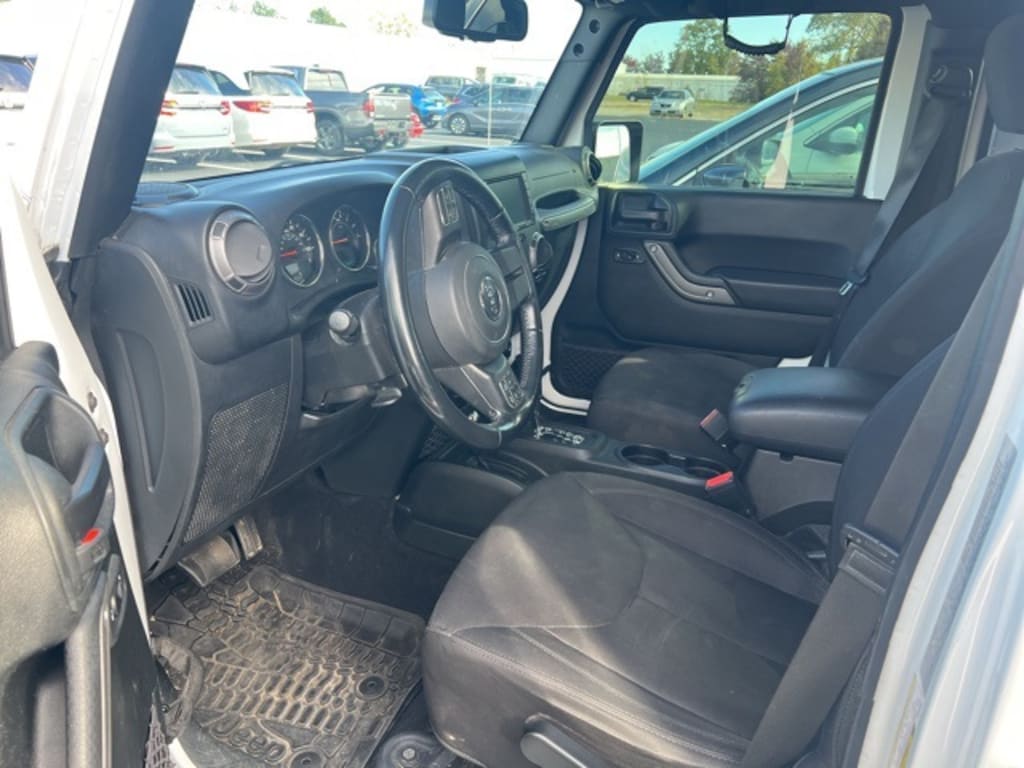 Used 2018 Jeep Wrangler JK Unlimited Sport 4x4 SUV