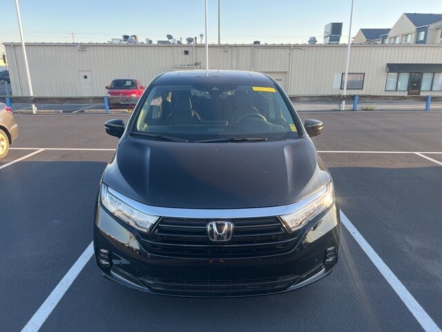 2024 Honda Odyssey Elite photo 2