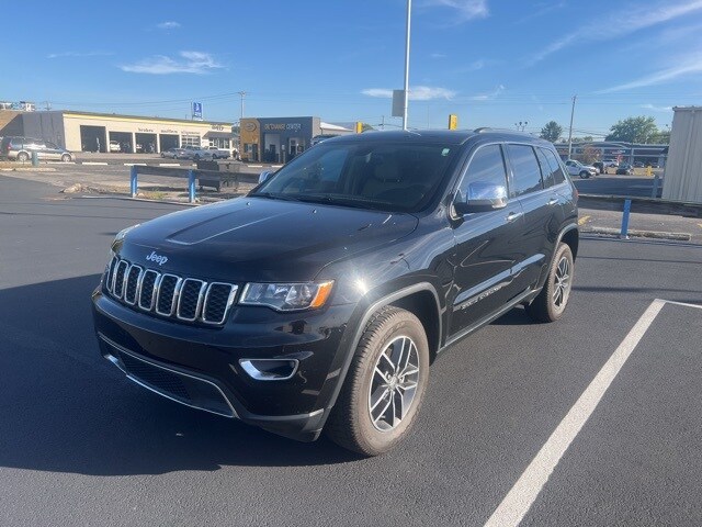 2017 Jeep Grand Cherokee Limited photo 3