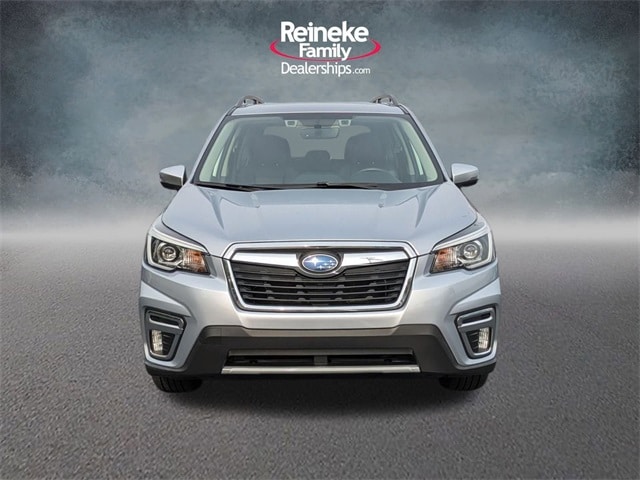 2020 Subaru Forester Touring photo 2