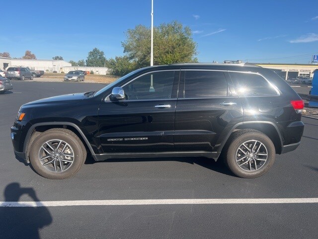 2017 Jeep Grand Cherokee Limited photo 4