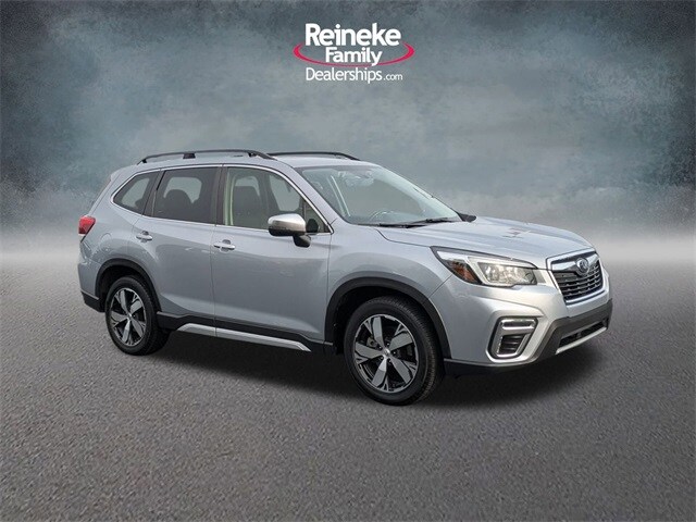 2020 Subaru Forester Touring photo 3