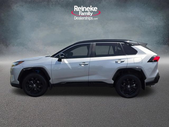 2022 Toyota RAV4 XSE - Photo 9