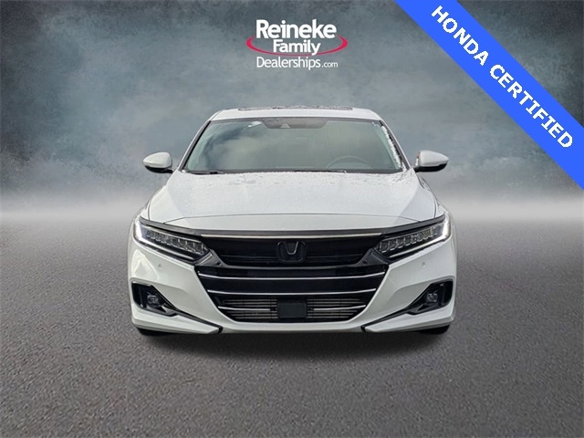 2022 Honda Accord Touring's photo