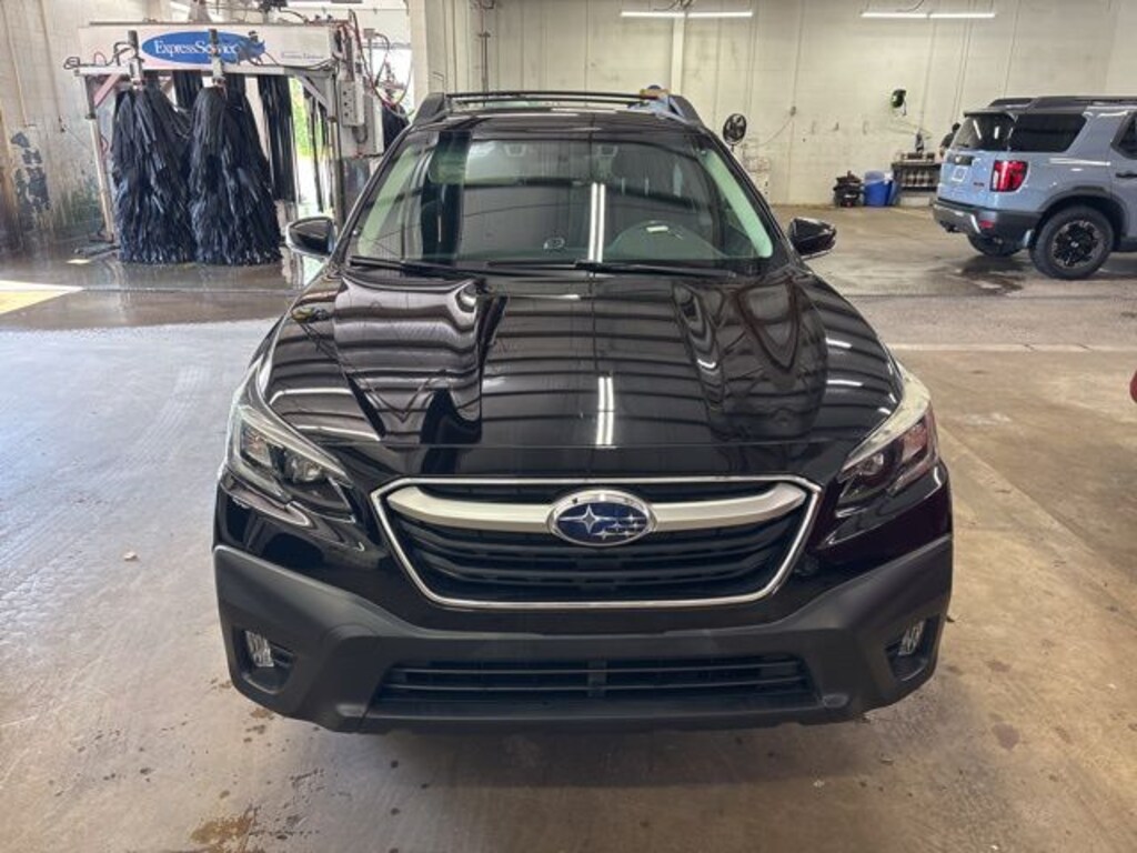 Used 2020 Subaru Outback Premium SUV