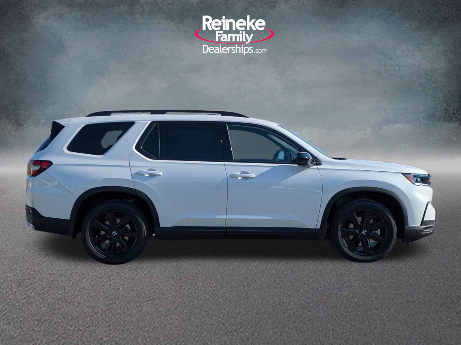 2025 Honda Pilot Black Edition photo 4