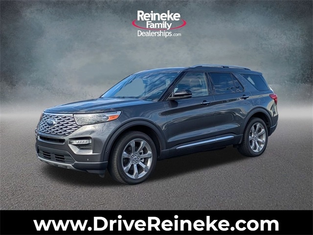 2020 Ford Explorer Platinum's photo