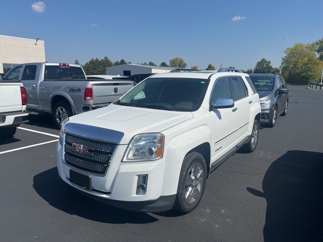 2015 Gmc Terrain SLT photo 2