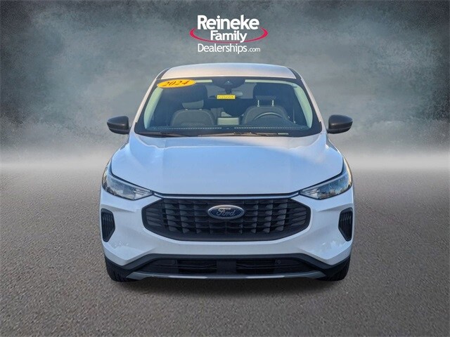 2024 Ford Escape Active photo 2