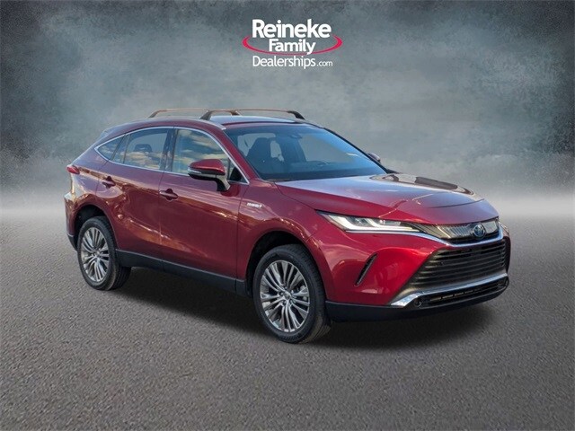2021 Toyota Venza XLE photo 3