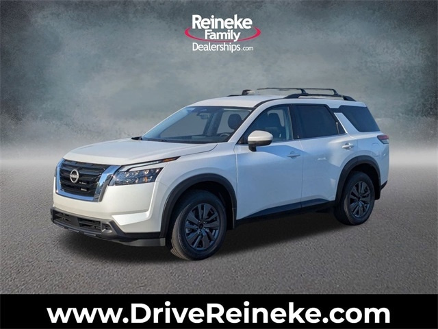 2025 Nissan Pathfinder SV's photo