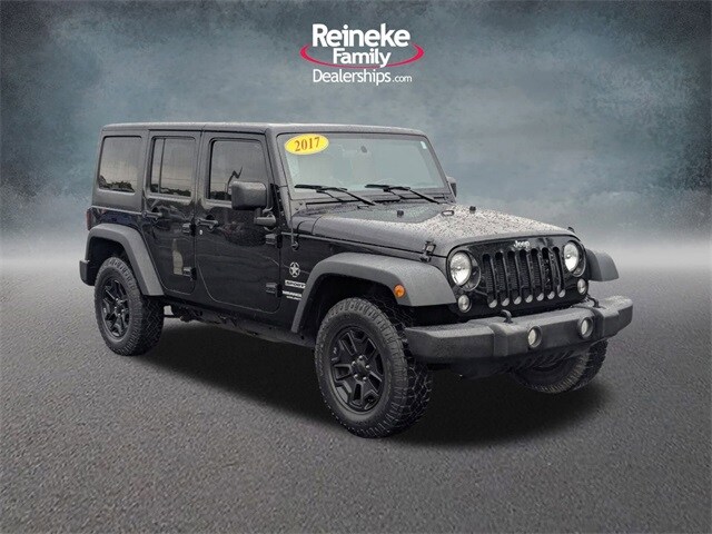 2017 Jeep Wrangler Unlimited Sport photo 3