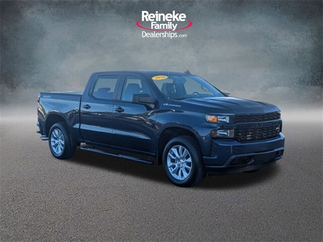 2020 Chevrolet Silverado 1500 Custom photo 2