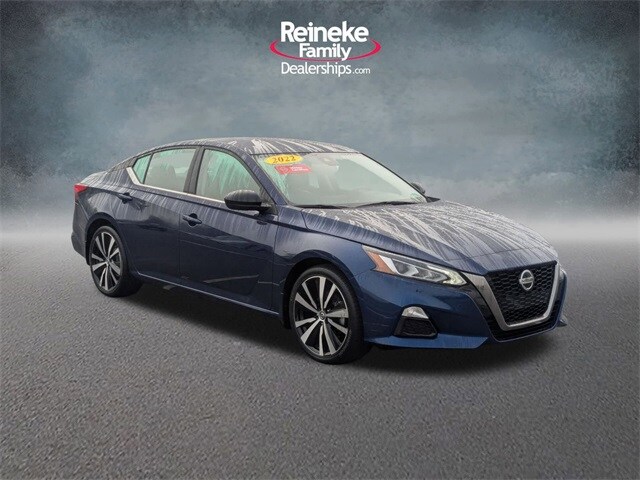 2022 Nissan Altima 2.5 SR photo 3