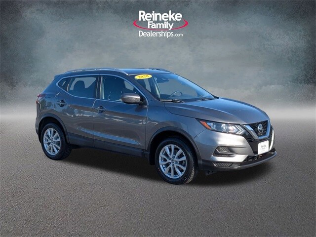 2020 Nissan Rogue Sport SV photo 3