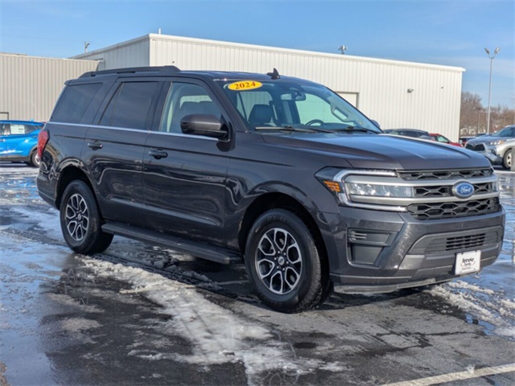 Used 2024 Ford Expedition XLT SUV