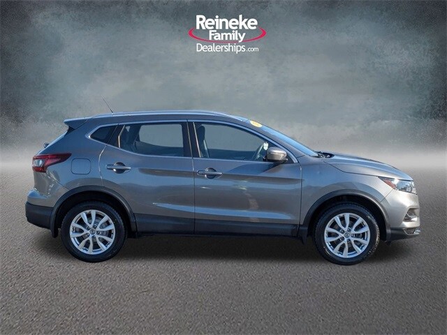 2020 Nissan Rogue Sport SV photo 4