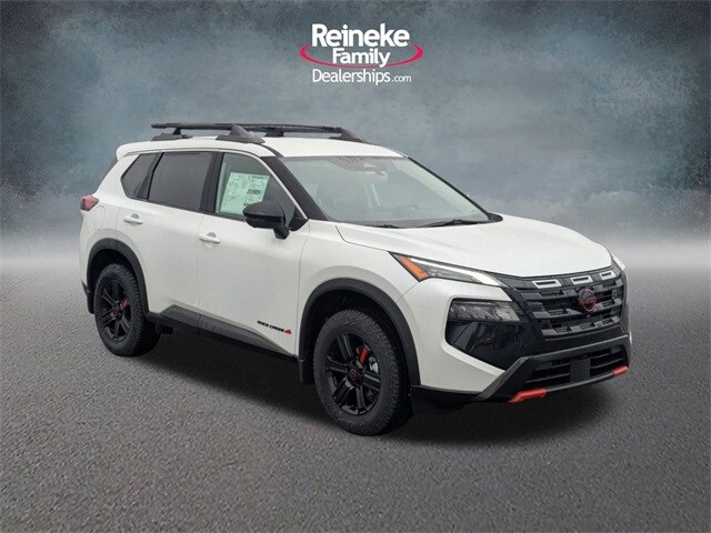 2026 Nissan Rogue SV photo 2