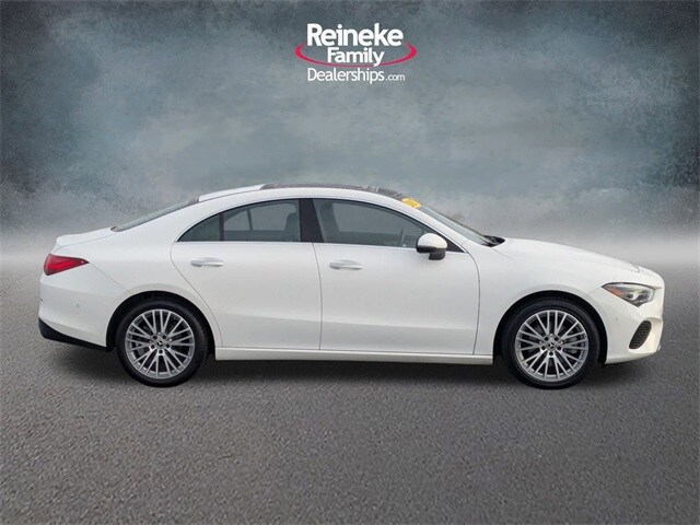 2025 Mercedes Benz CLA 250 photo 4