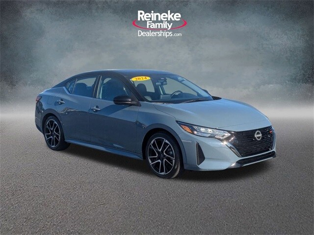 2024 Nissan Sentra SR photo 3