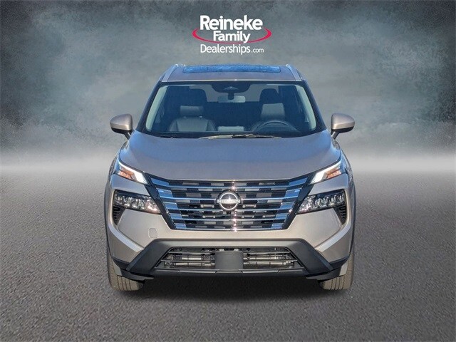2026 Nissan Rogue SV photo 2