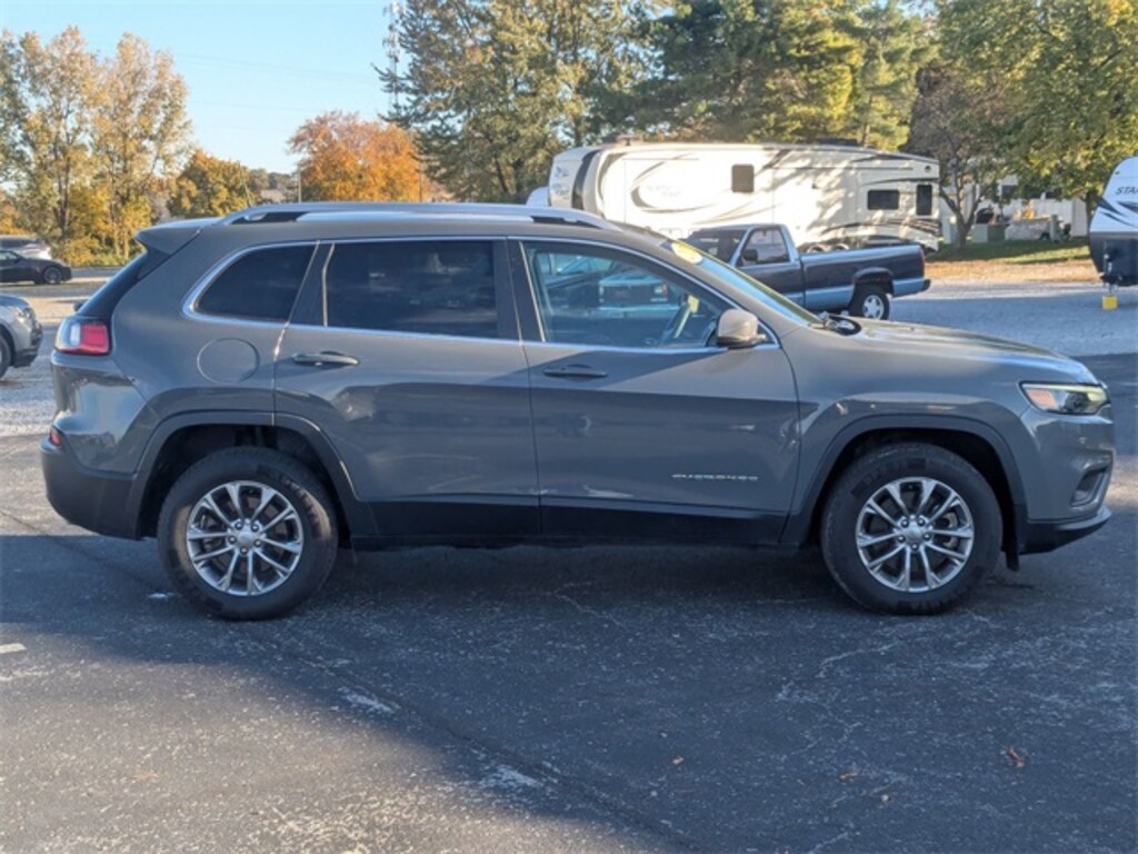 Used 2021 Jeep Cherokee Latitude Lux SUV