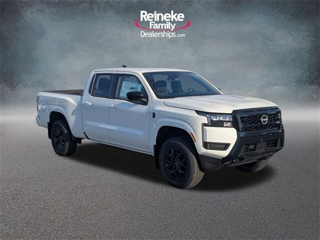 2026 Nissan Frontier SV photo 3