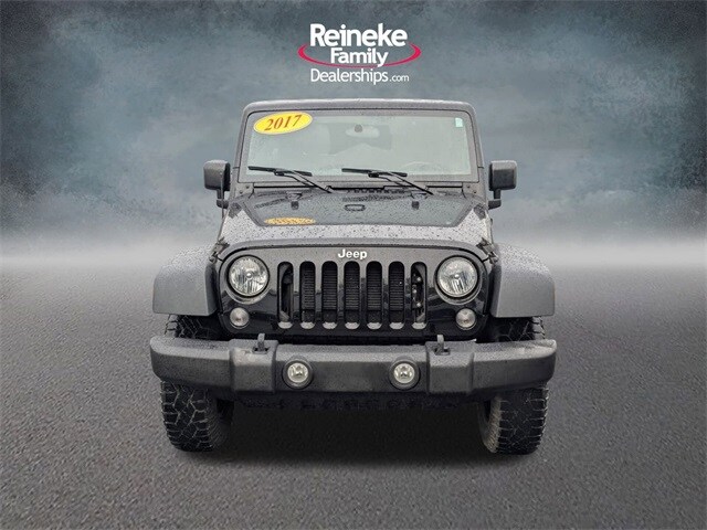 2017 Jeep Wrangler Unlimited Sport photo 2