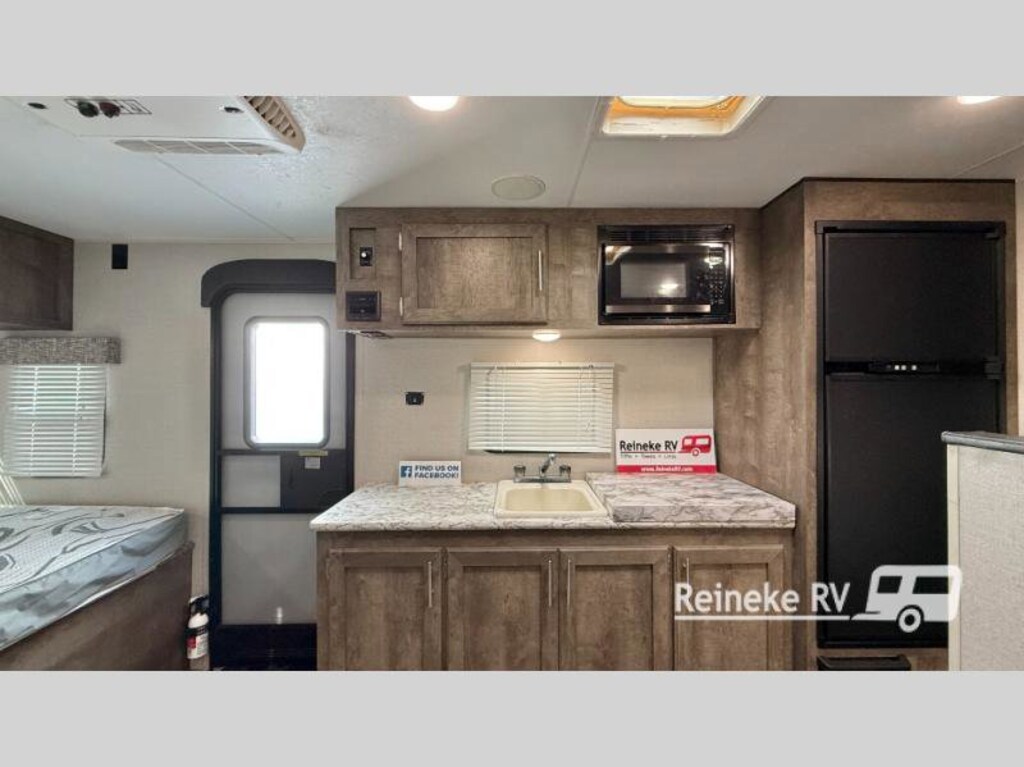 Used 2020 KZ Sportsmen Classic 181BH