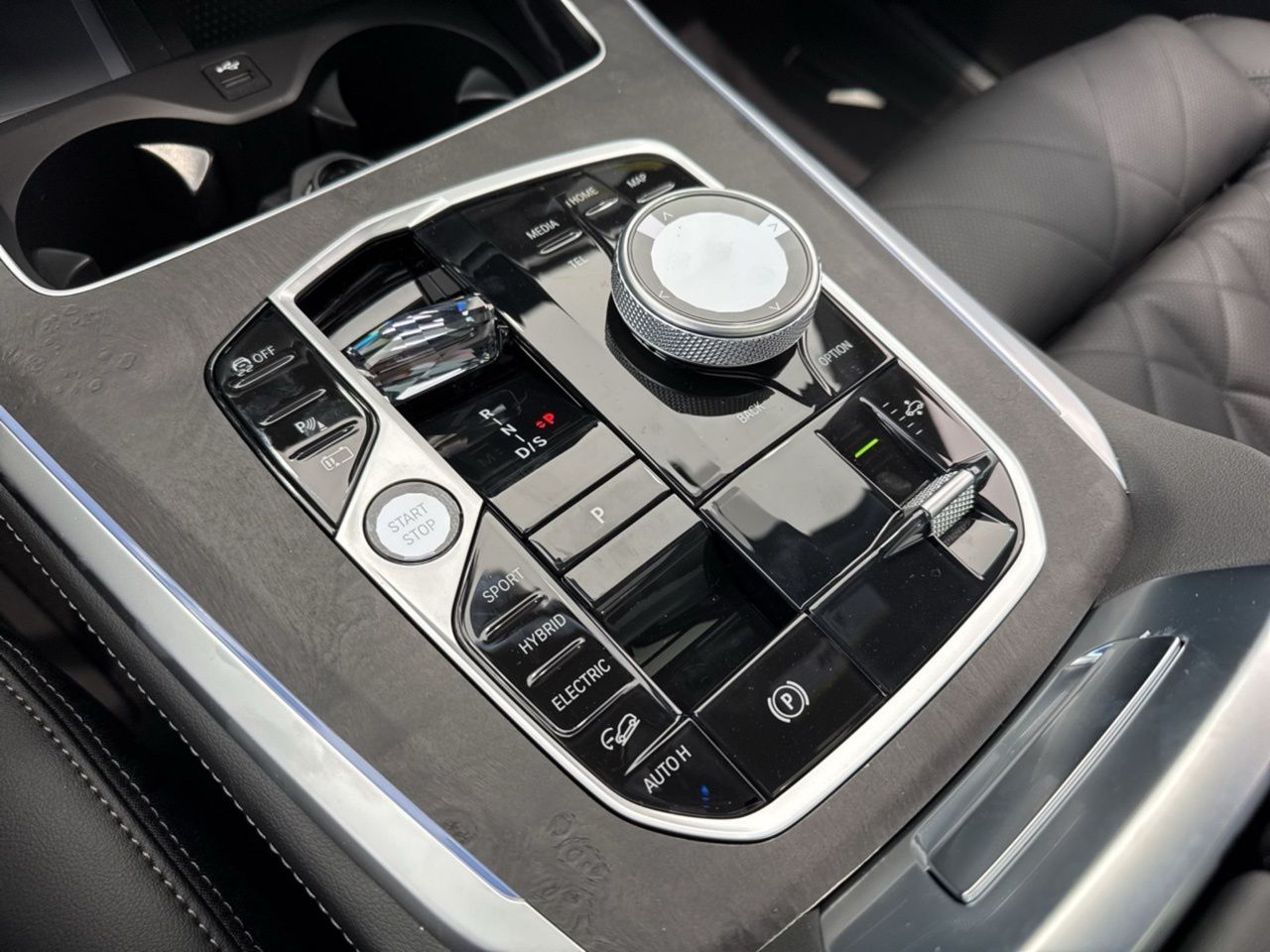 2026 BMW X5 50e - Photo 32