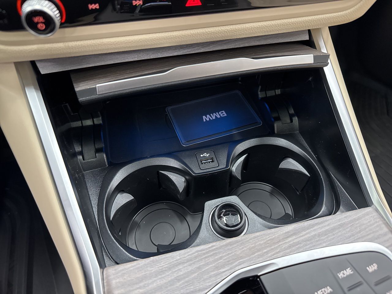 2025 BMW i4 40 - Photo 32