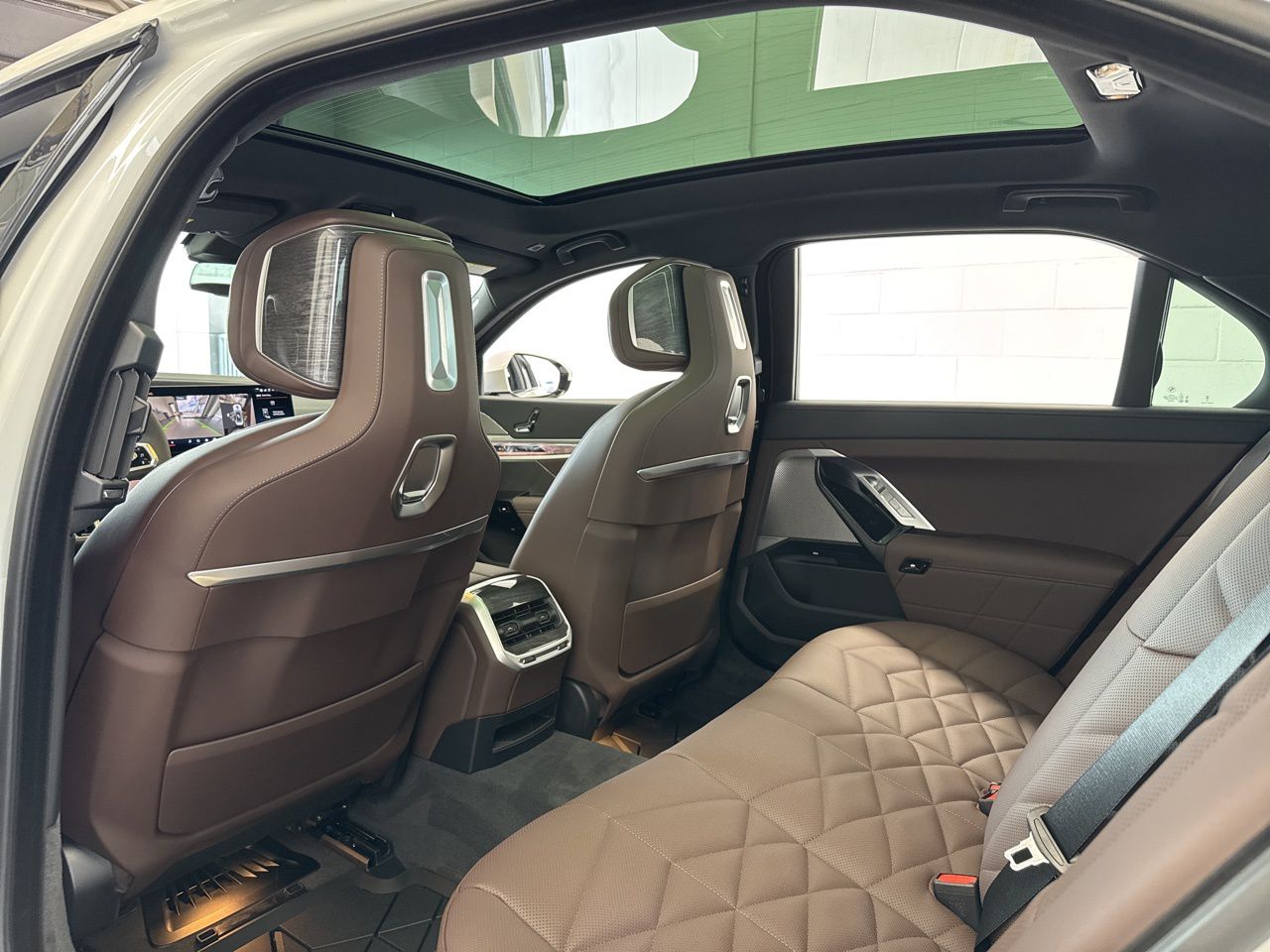 2026 BMW 7 Series 740i - Photo 45