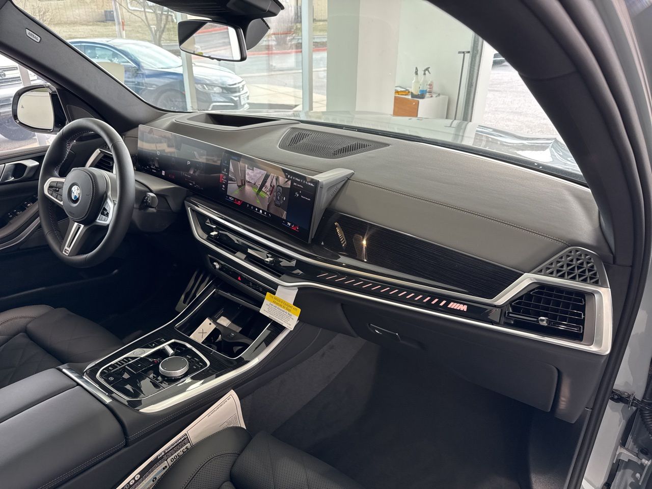 2026 BMW X5 M60i - Photo 56