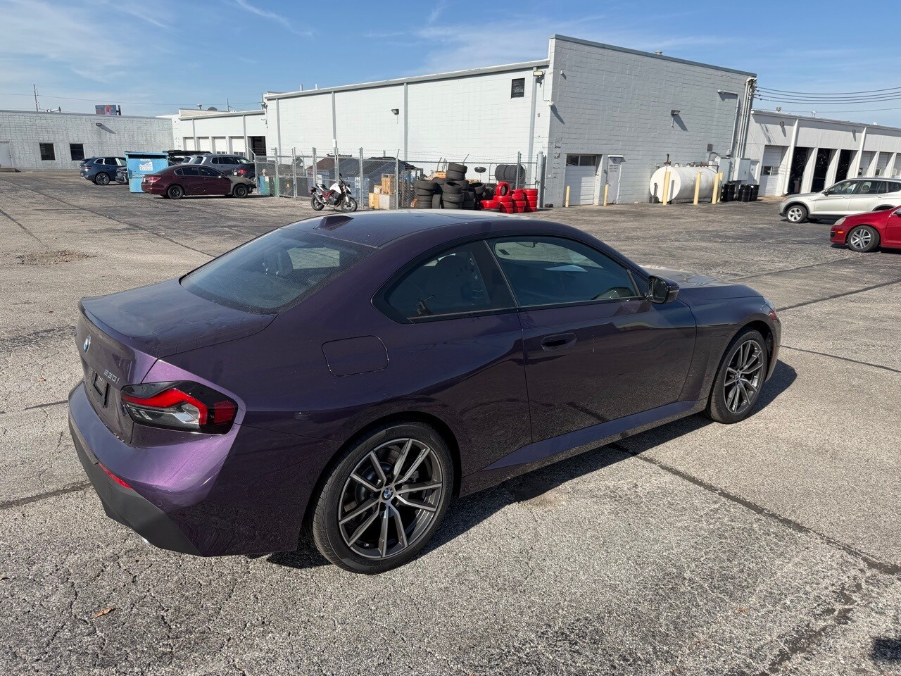 2025 Bmw 230i xDrive photo 2