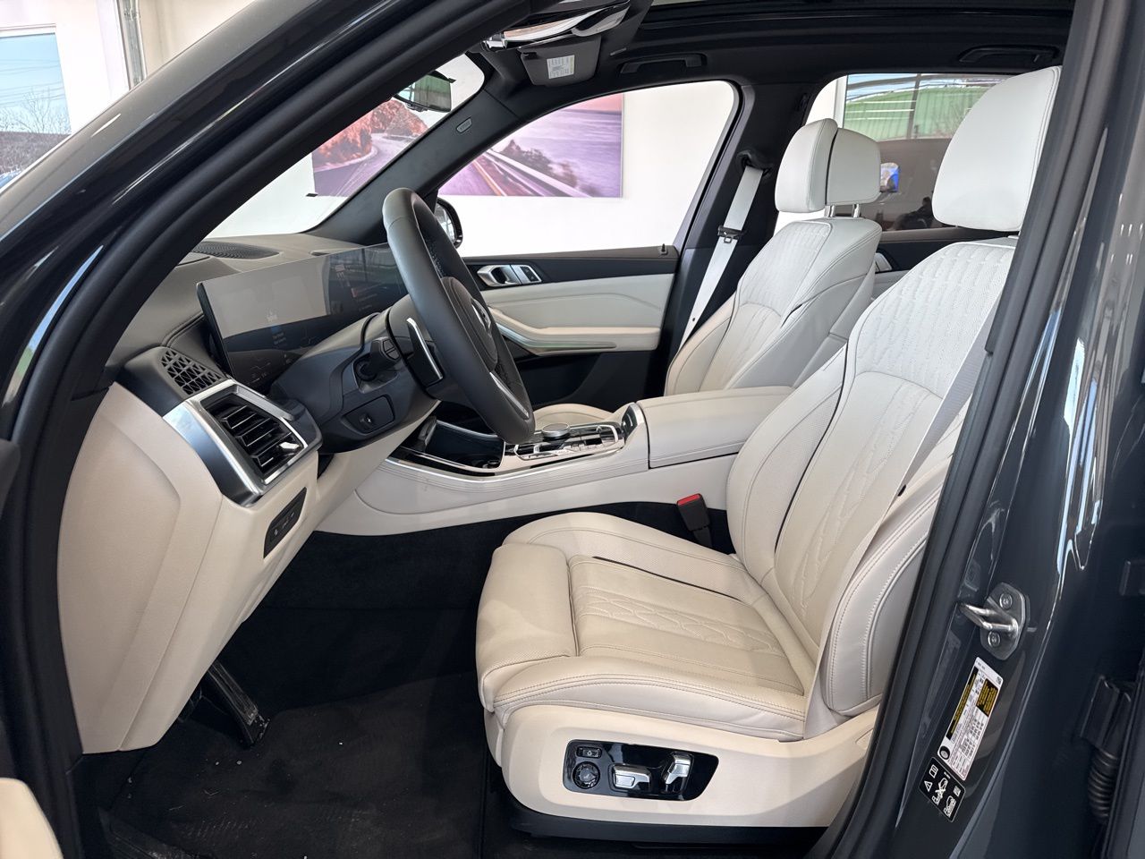 2026 BMW X5 40i - Photo 15