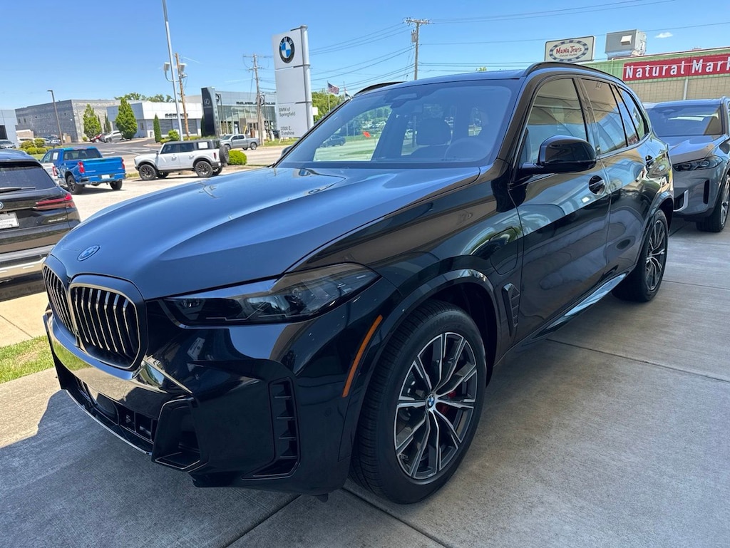 New 2026 BMW X5 PHEV SUV