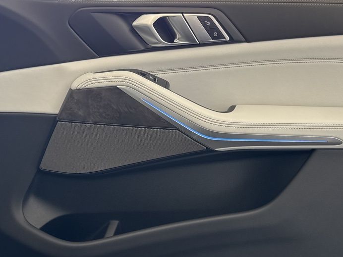 2026 BMW X5 50e - Photo 60