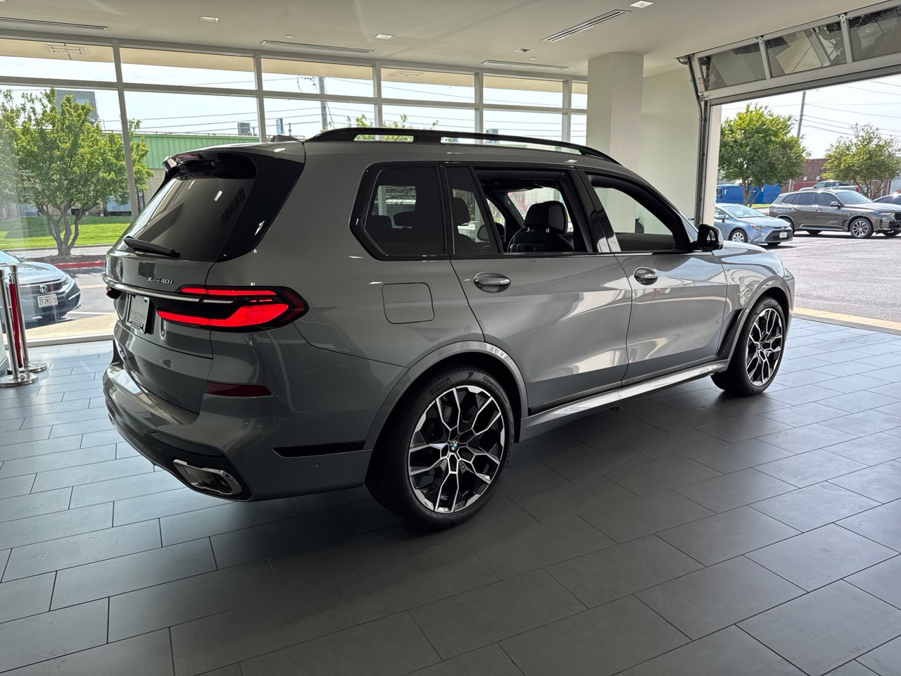 2026 BMW X7 40i - Photo 8