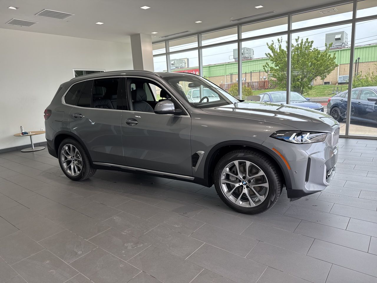 2026 BMW X5 xDrive50e's photo