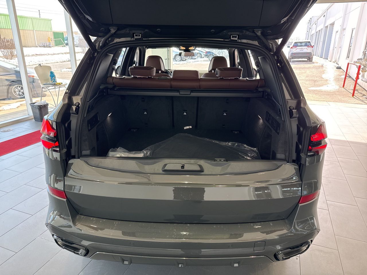 2026 BMW X5 50e - Photo 9