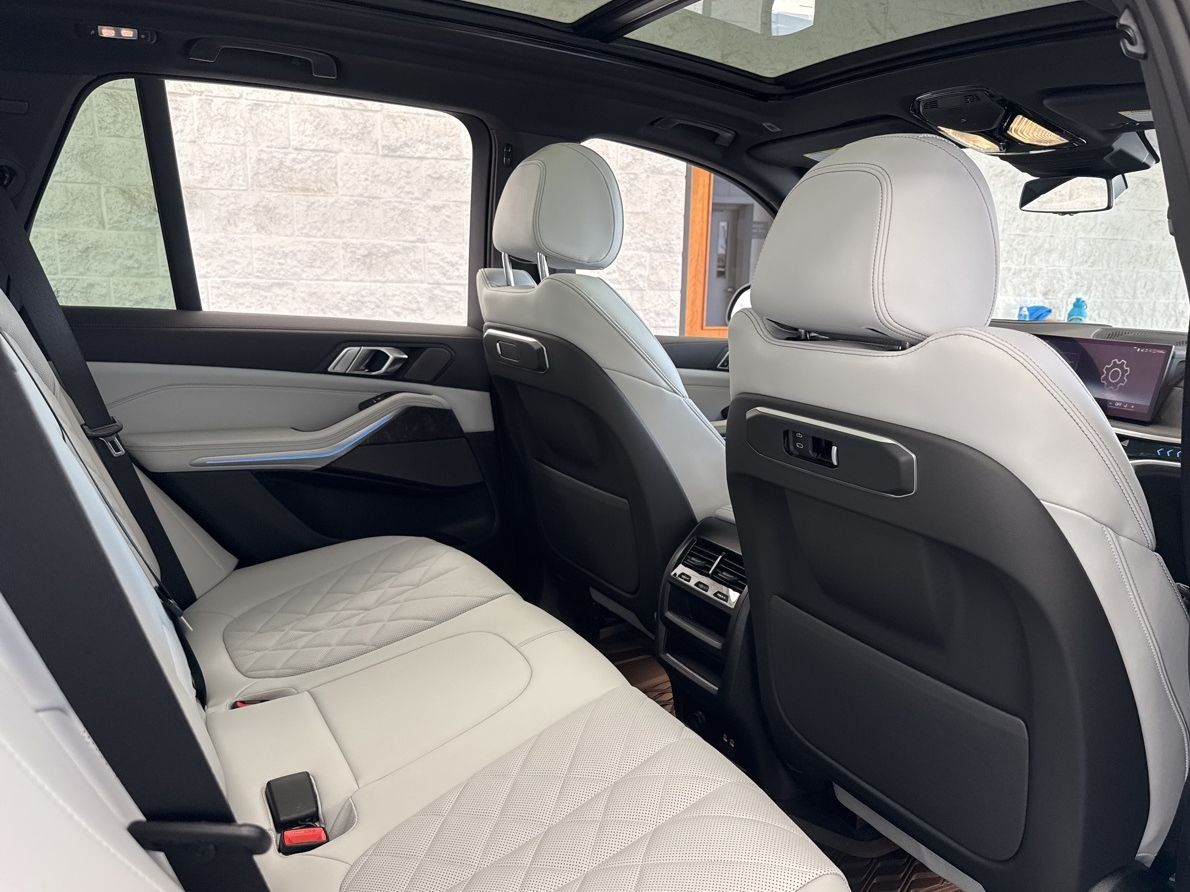 2026 BMW X5 50e - Photo 51