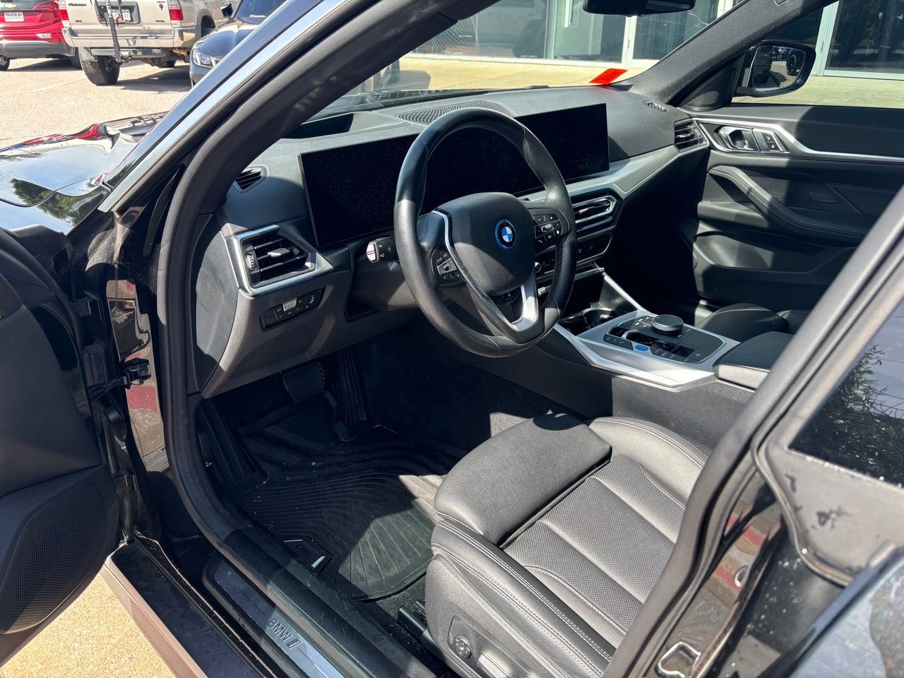 2024 BMW i4 35 - Photo 12