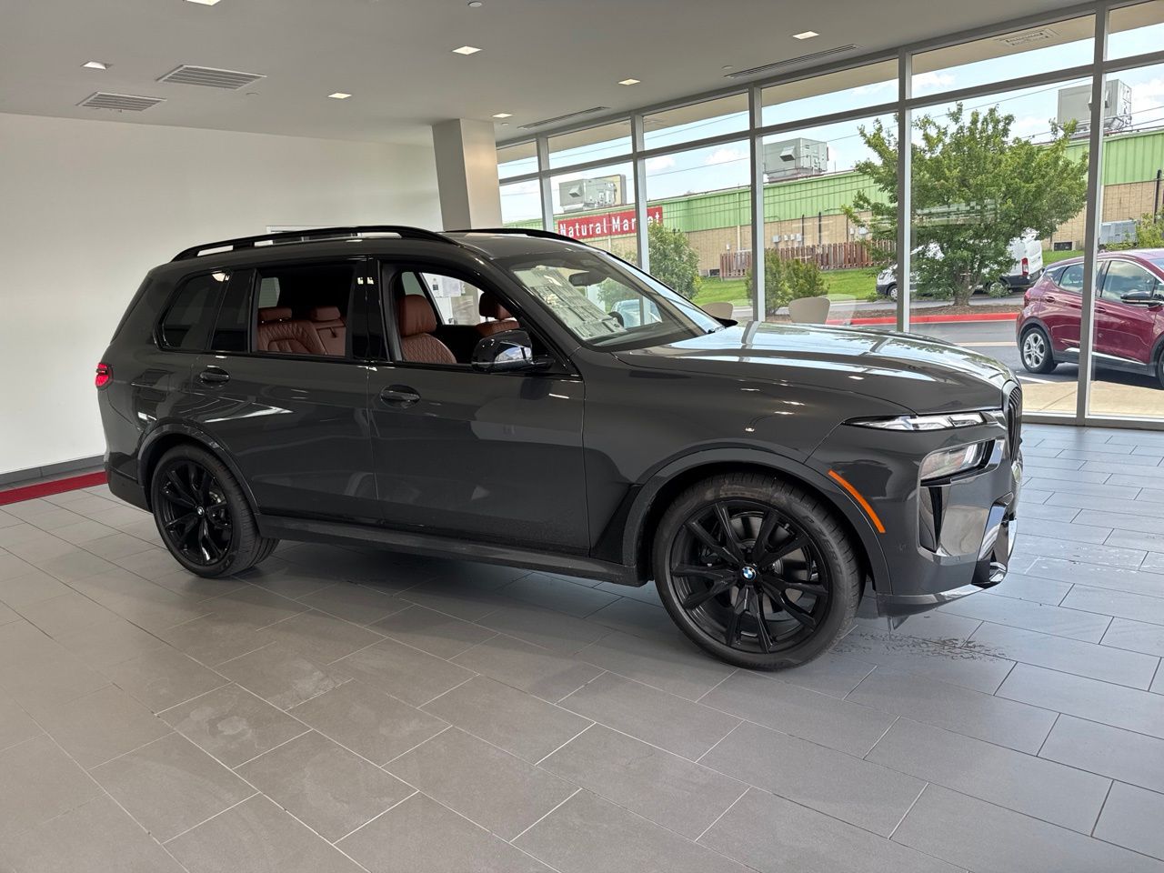 2027 BMW X7 M60i's photo