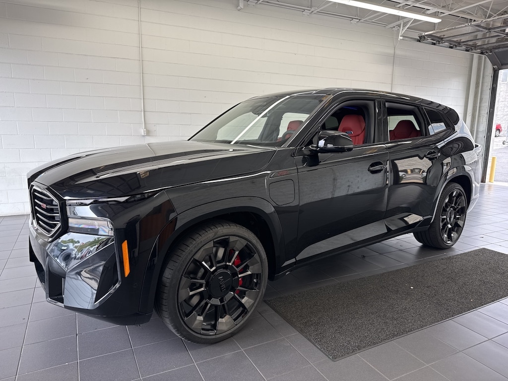 New 2026 BMW XM  SUV