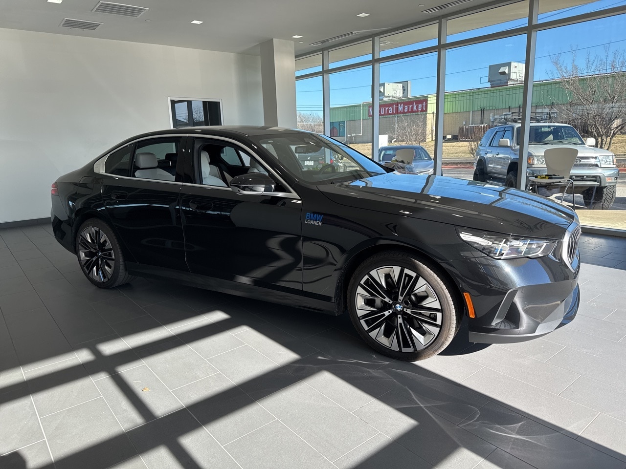 2025 BMW 5 Series 530i's photo