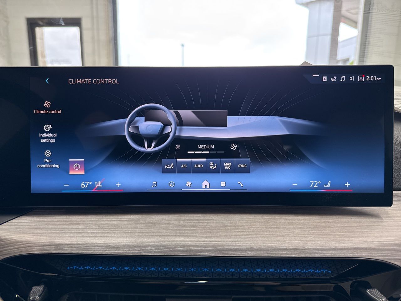 2025 BMW i4 40 - Photo 26