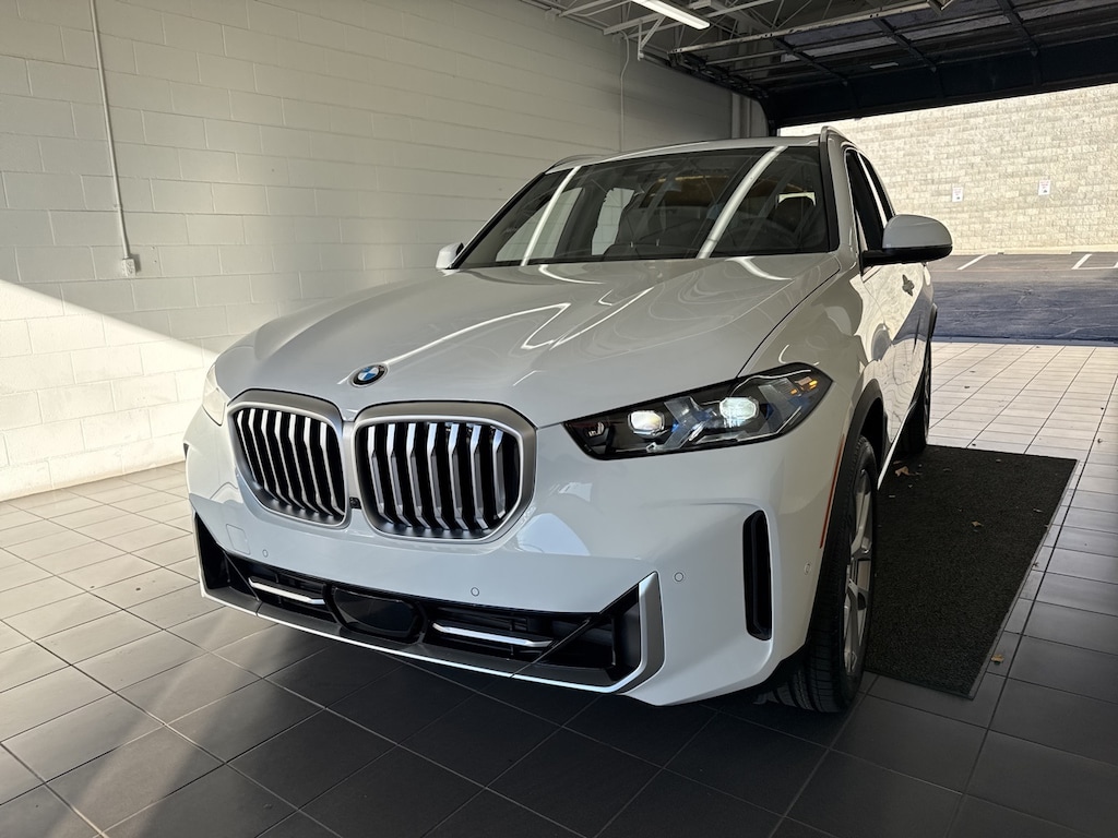 New 2026 BMW X5 SUV