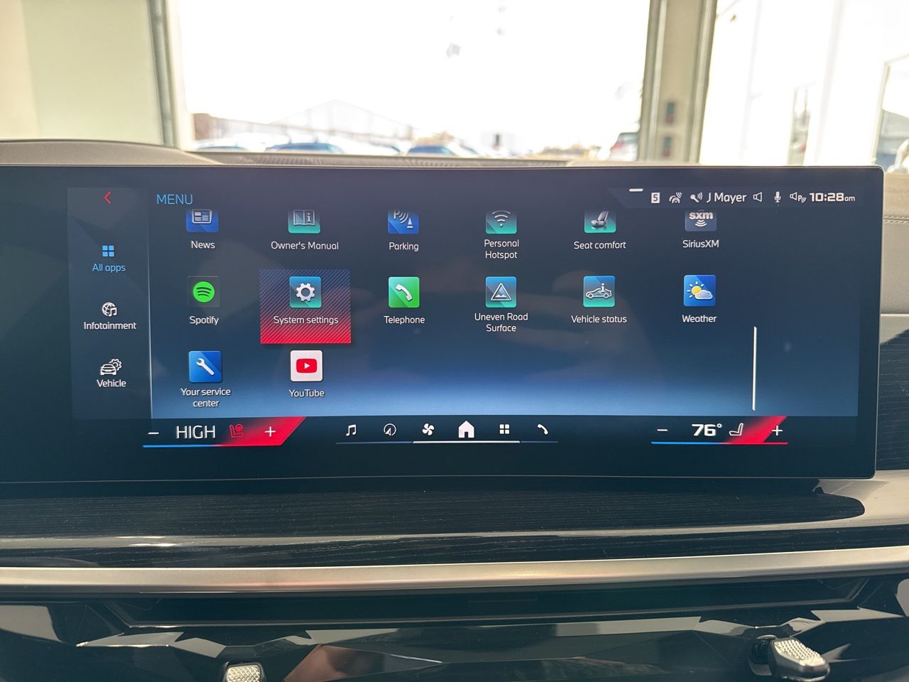 2026 BMW X5 M60i - Photo 27